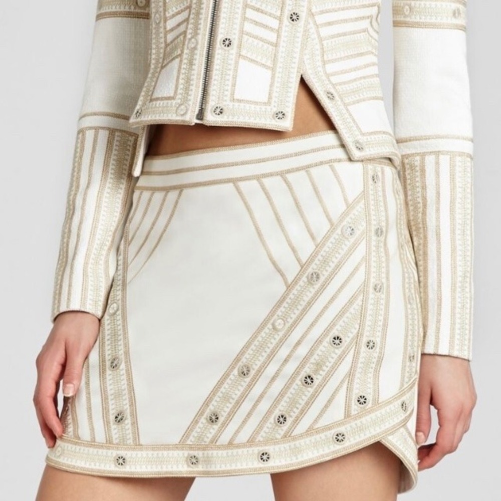 BCBGMaxAzria White and Gold Embellished Mini Skirt